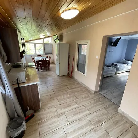 3 Lepes Apartman *
